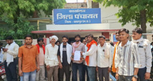 नाली निर्माण में लापरवाही और अतिक्रमण से ग्रामीण परेशान, उग्र आंदोलन की चेतावनी