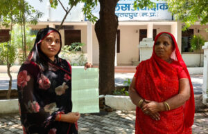 जिला बदर आरोपी ने बेटों के साथ मिलकर युवक को पीटा, गाड़ी में की तोडफ़ोड़